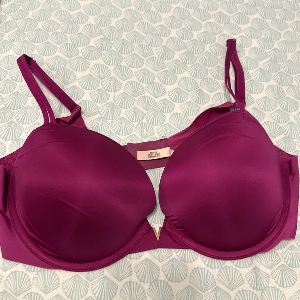 Victoria’s Secret Raspberry So Sexy Bra ! - Gem